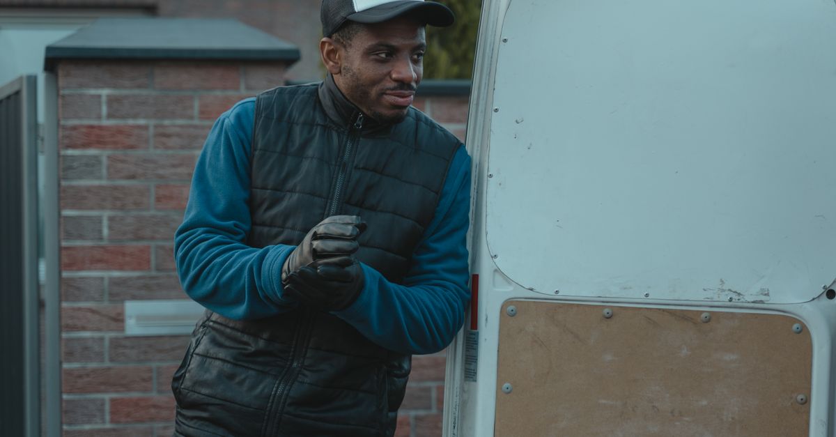 locksmith service technician — Neon Key Locksmith